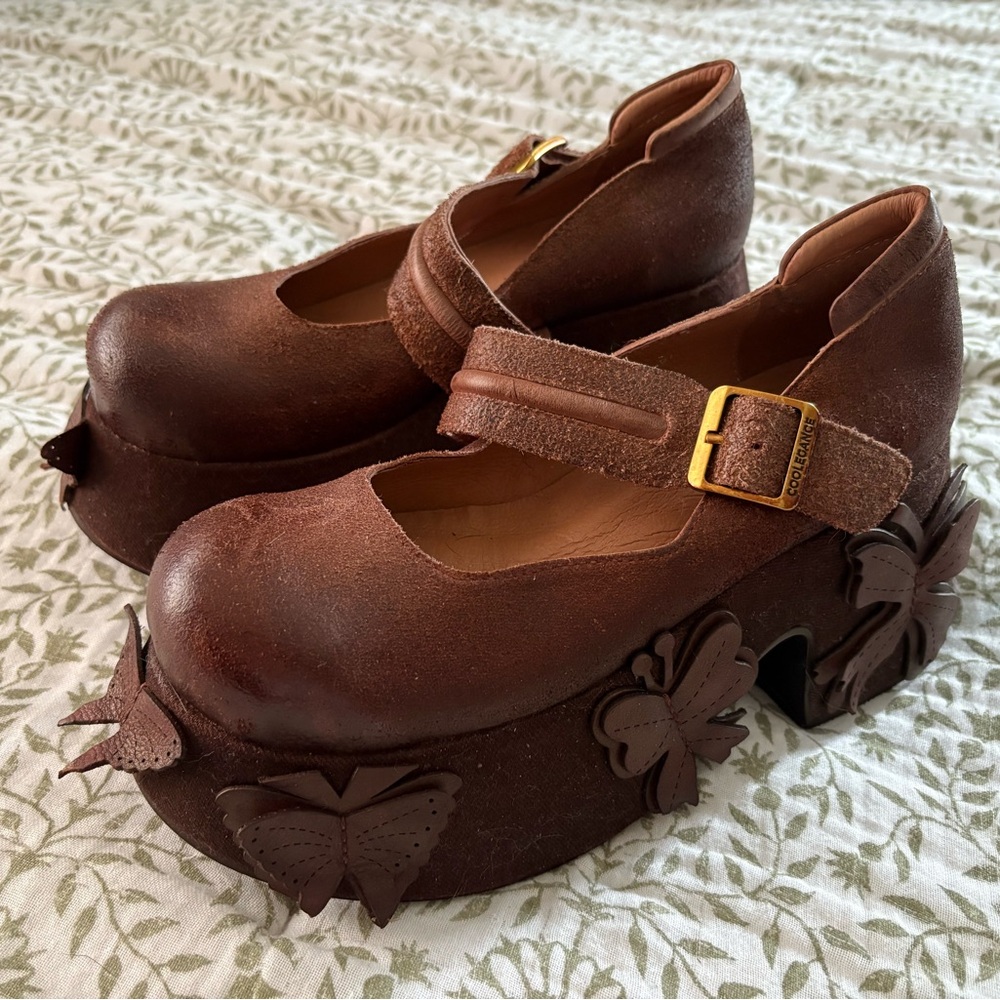 Elegant Brown Platform Mules with Butterfly Details